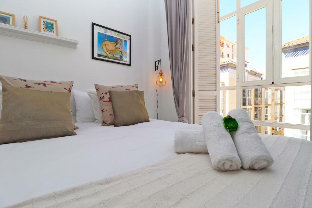 Апартаменты Del Parque Flats Victoria Trini Малага Экстерьер фото