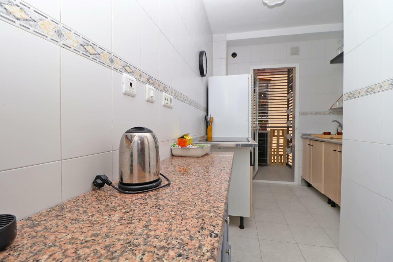 Апартаменты Del Parque Flats Victoria Trini Малага Экстерьер фото